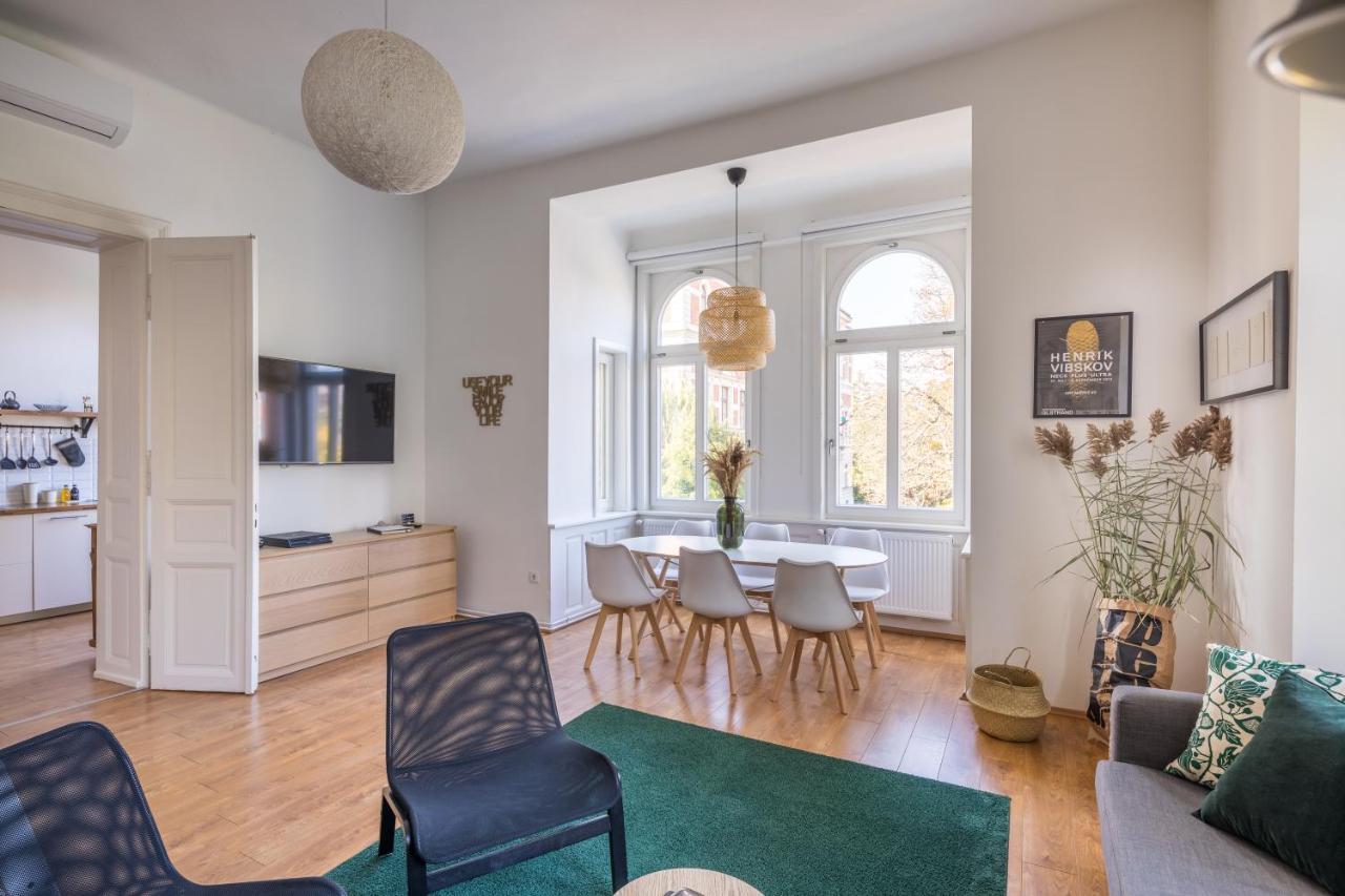 Goger Apartman Sopron Exterior photo